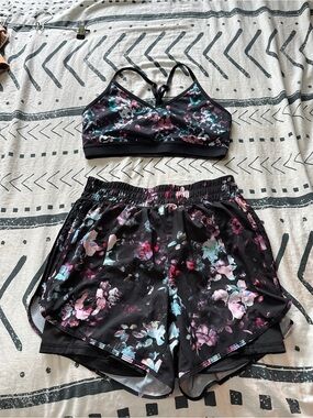 Athletic Works Black Floral Sports Bra and Shorts Set
